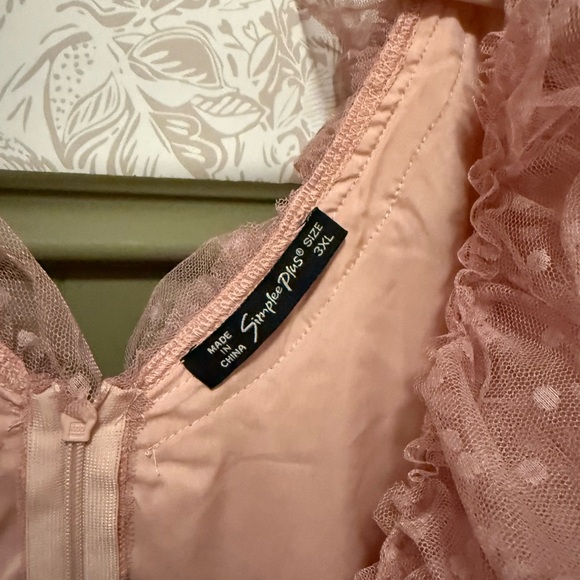 Elegant Pink Ruffle Dress - Picture 5 of 5